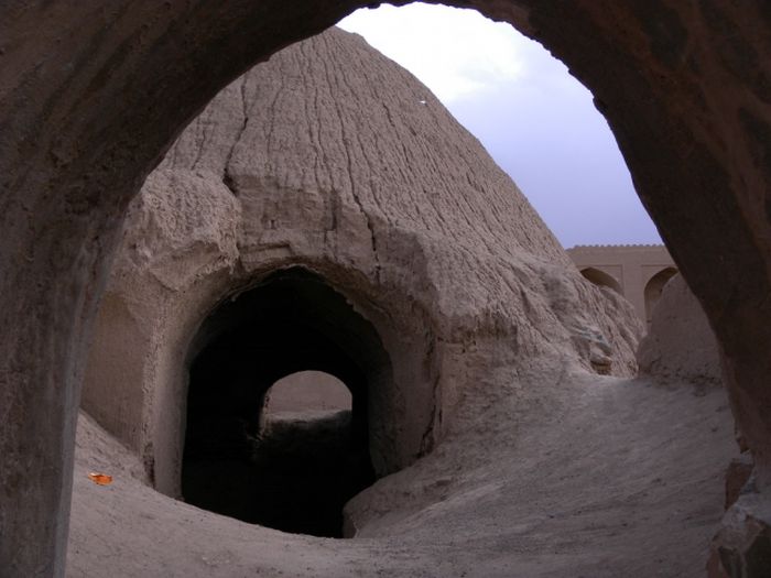 Древние дома-ледники Ирана (17 фото)