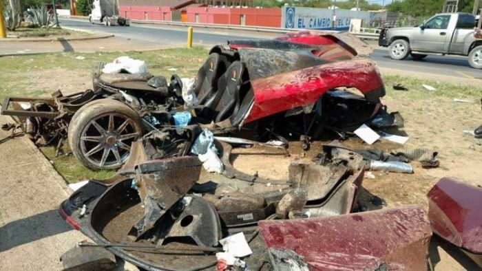 В Мексике разбили суперкар Koenigsegg CCX (6 фото)