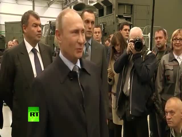 Путин передразнил работники завода «Калашников»