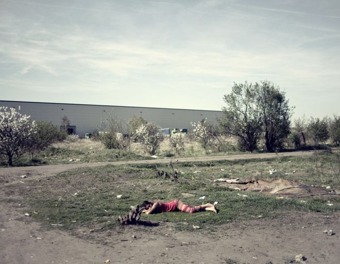 Жизнь румынских цыган на польской границе (17 фото)