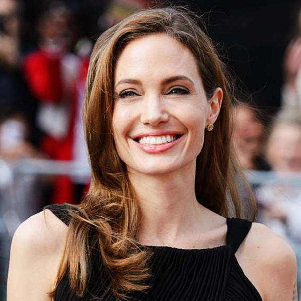 Как с годами менялась Анджелина Джоли (22 фото)