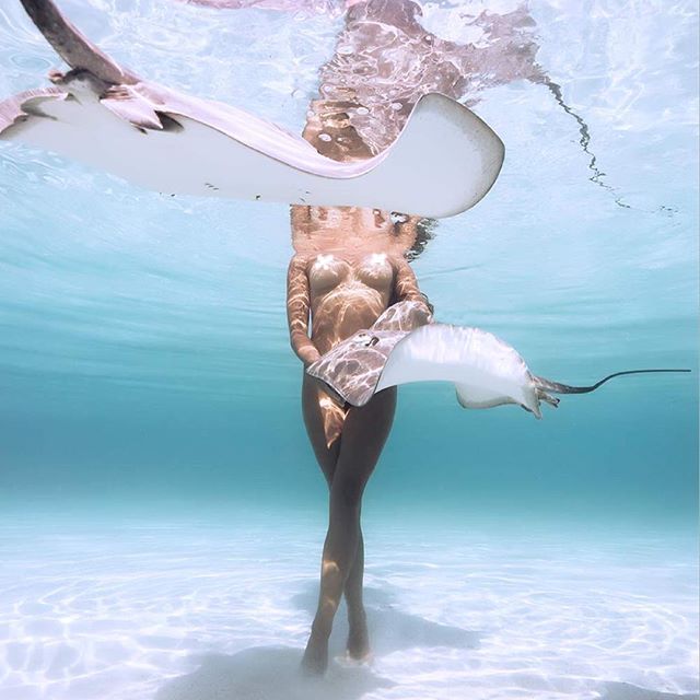 Очаровательная модель Рава Рэй по прозвищу «Королева скатов» (39 фото)
