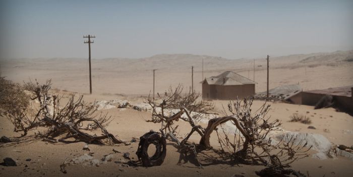 Колманскоп - город-призрак на юге Намибии (11 фото + текст)