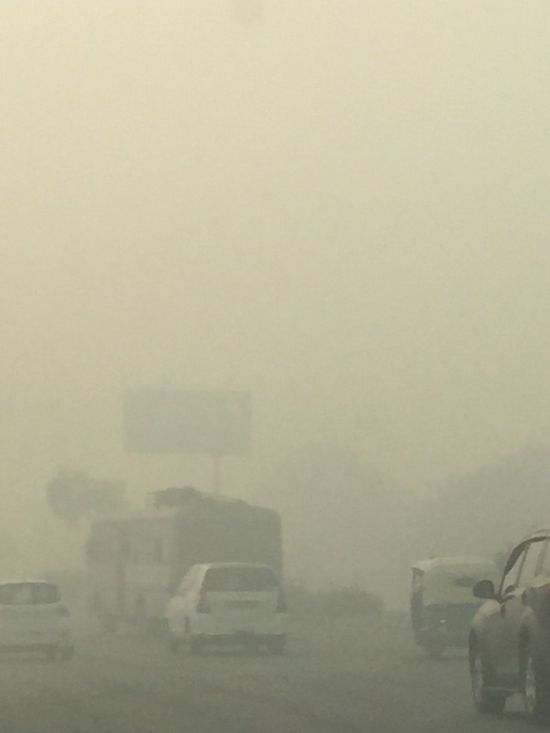В Дели после фестиваля огней уровень загрязнения воздуха превысил норму в 42 раза (6 фото)