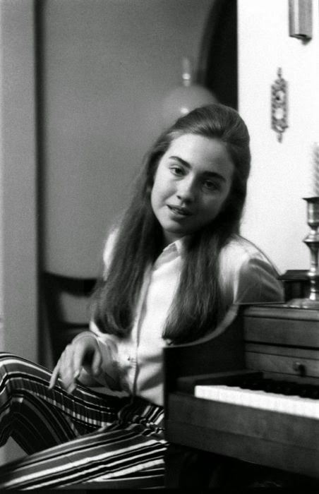 Как с годами менялась Хиллари Клинтон (24 фото)