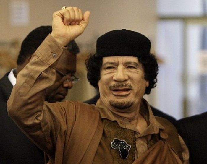 Жизнь и смерть Муаммара Каддафи (48 фото + видео)