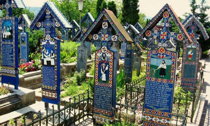 Кладбища в разных странах мира (40 фото) Кладбища в разных странах мира (40 фото)