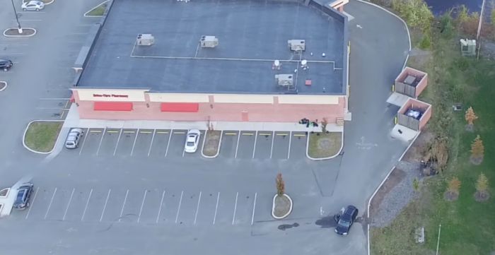 Американец уличил жену в измене с помощью дрона (3 фото + видео)