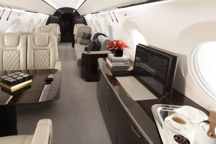 Gulfstream G500 задал новый стандарт для частных самолетов (15 фото)