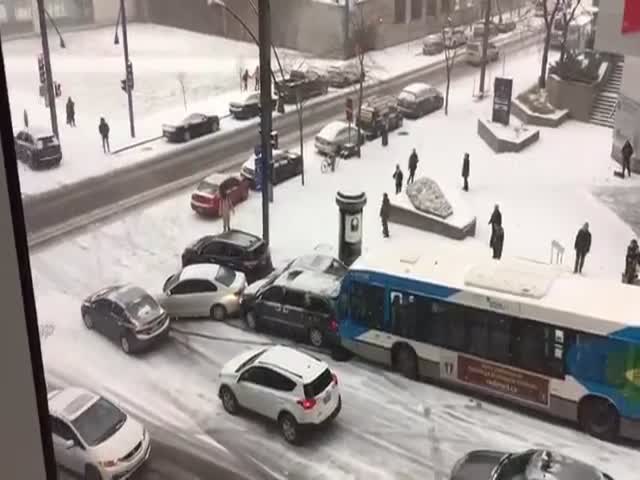 Монреаль оказался не готов к первому снегу