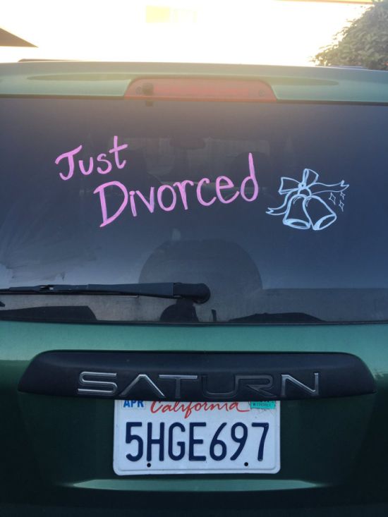 В США бывшие супруги отметили свой развод вечеринкой (6 фото)