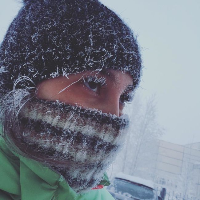 Как жители севера России развлекаются в аномальные морозы (6 фото + 9 видео)
