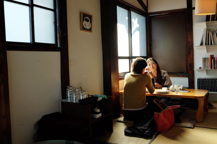 Кадры повседневной жизни японцев (48 фото)