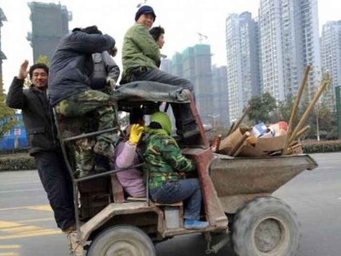 Чем опасны дороги Китая (25 фото)