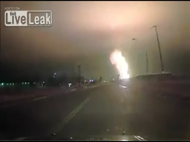 Взрыв трубопровода с природным газом в Техасе