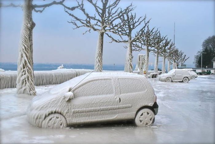 Замерзшие автомобили (50 фото)
