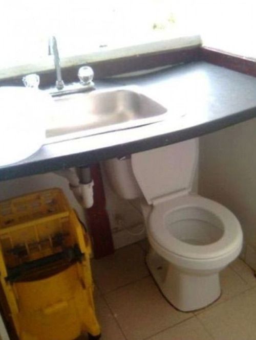 Самые странные туалеты (15 фото)