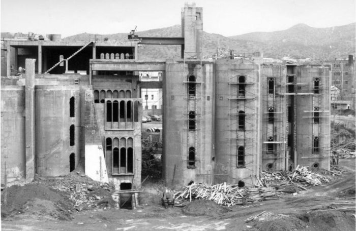Eski Çimento Fabrikası ve Bir Mimar'ın Sıradışı Hayali (22 Fotograf)