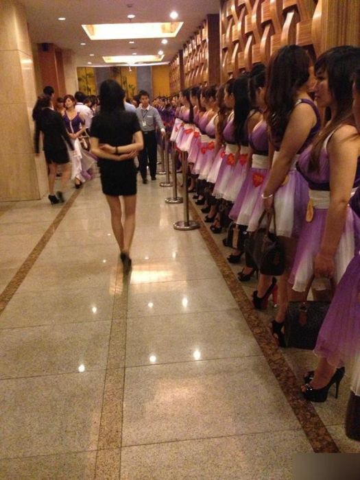 Как устроен рынок проституции в Китае (20 фото)