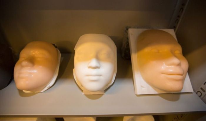 В Пекине открылась студия 3D-печати лиц покойников (5 фото)