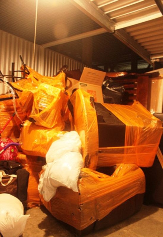В Нью-Йорке задержали контрабандистов, спрятавших в мебель 4,1 млн долларов и 3 кг героина (11 фото)