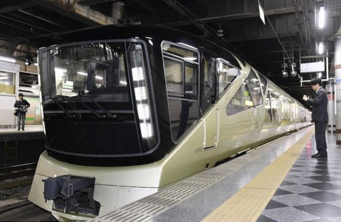 Shiki-Shima - экскурсионно-круизный поезд класса люкс (12 фото)
