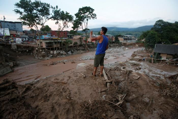 Масштабное наводнение в Колумбии (16 фото)