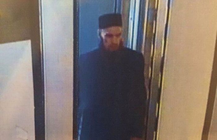 В причастности к теракту в питерском метро подозревают 22-летнего Акбаржона Джалилова (4 фото)