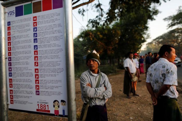 Повседневная жизнь граждан Мьянмы (25 фото)