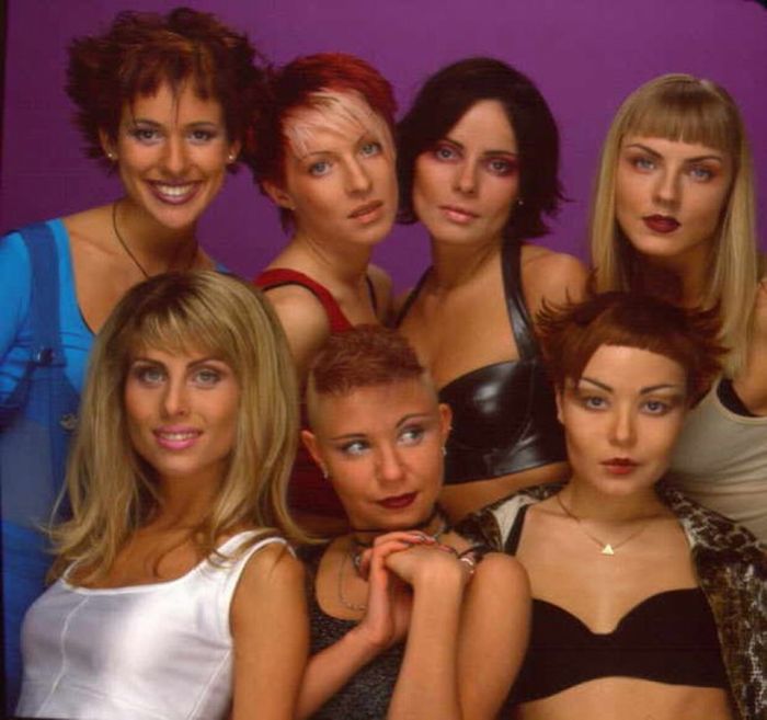 Как сложилась судьба популярных групп и исполнителей 90-х (47 фото)