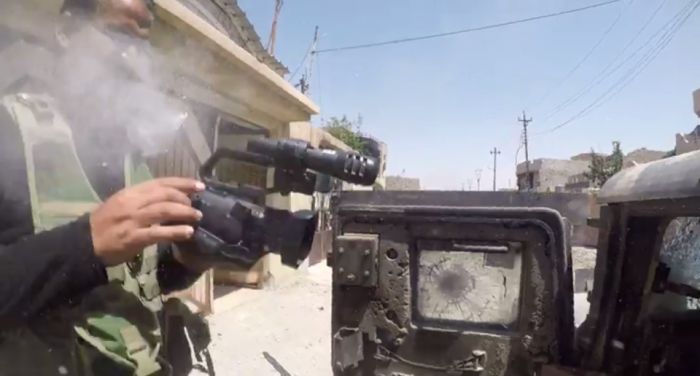 Экшн-камера спасла жизнь иракскому оператору Аммару Алваели (3 фото + видео)