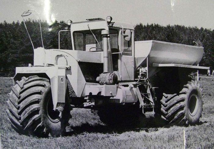 Трехколесная сельскохозяйственная машина МВУ-30 (4 фото)