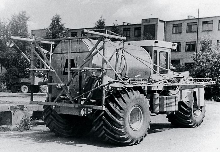 Трехколесная сельскохозяйственная машина МВУ-30 (4 фото)