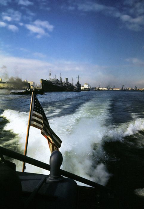 Атлантический конвой на фото Роберта Капы (32 фото)