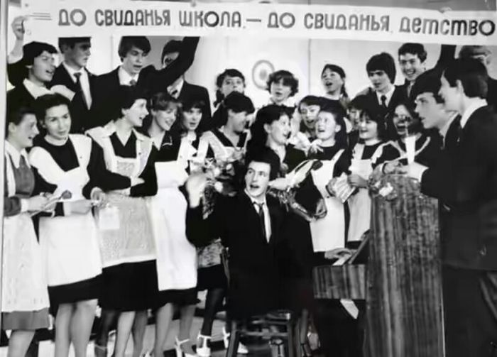 Выпускницы 70-х годов (10 фото)