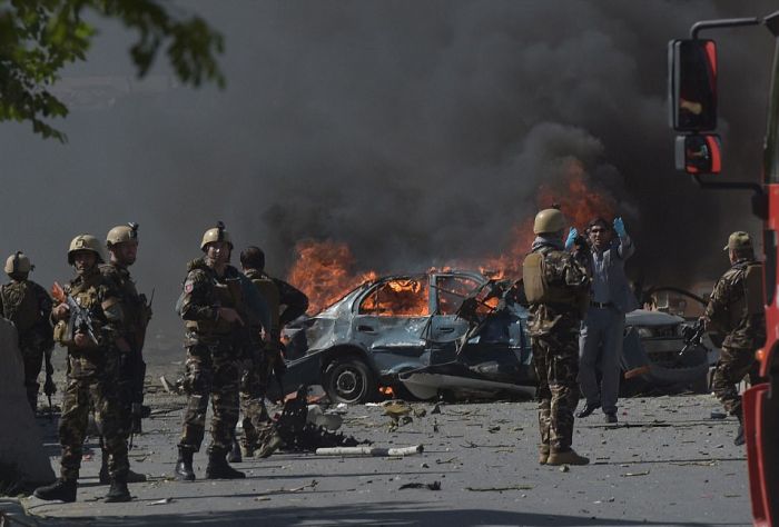 Крупный теракт в Кабуле у посольства Германии (12 фото + 3 видео)