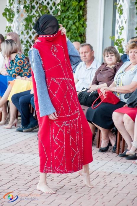 Самые необычные наряды модного показа Berdyansk fashion day (16 фото)