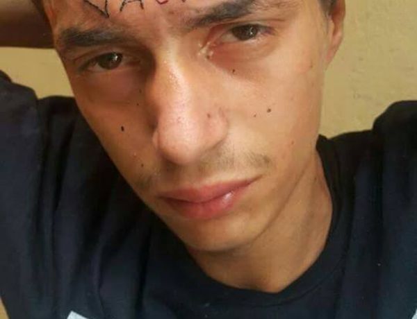 В Бразилии несовершеннолетнего вора наказали татуировкой на лбу (фото + видео)