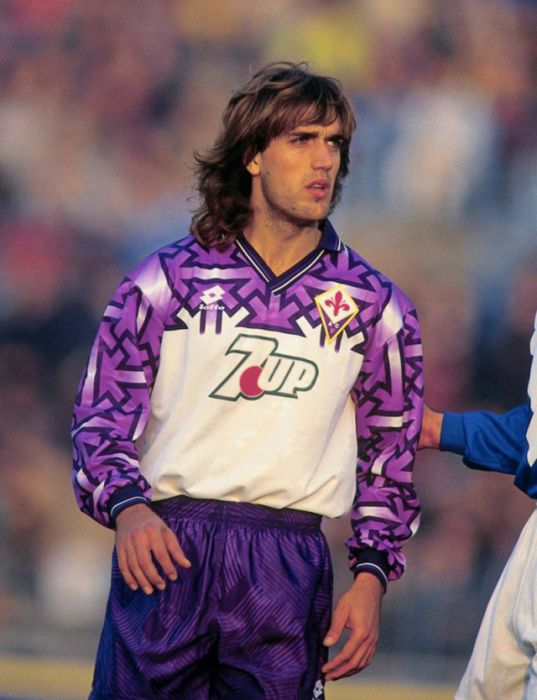 Легенды футбола 90-х - 2000-х годов тогда и сейчас (37 фото)