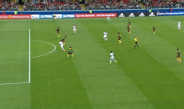 Видеоповторы отменили голы сборных Португалии и Чили на Кубке конфедераций (7 фото)