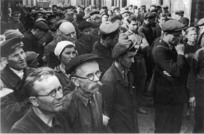 Первые дни Великой Отечественной войны в 20 фото (20 фото)