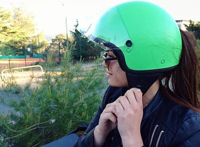 Необычный мотоциклетный шлем из Японии (3 фото)