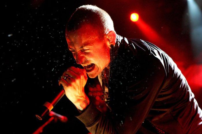 Солист группы Linkin Park Честер Беннингтон покончил жизнь самоубийством