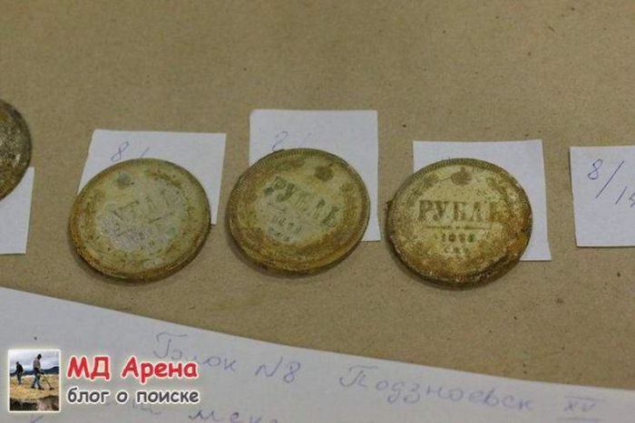 В Пскове найден клад потомка купца Федора Плюшкина (10 фото)