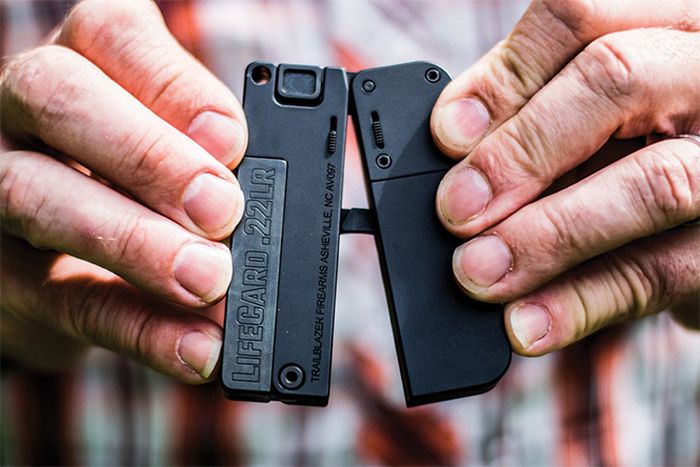 LifeCard - один из самых крошечных в мире пистолетов (4 фото)