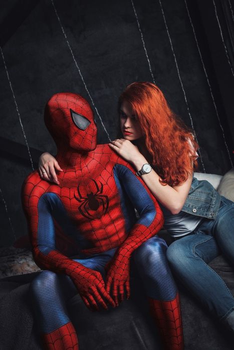 Косплей на «Человека-паука» и его женщин (13 фото)