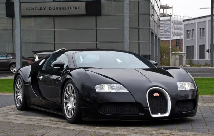 Кривая копия Bugatti Veyron за 1000 долларов (6 фото)
