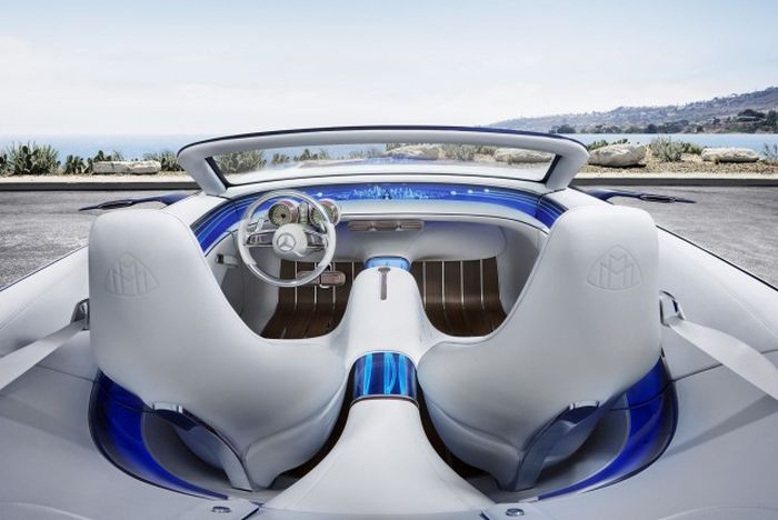 Daimler представил концептуальный кабриолет Vision Mercedes-Maybach 6 (15 фото)