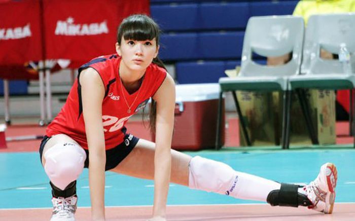 Очаровательная казахская волейболистка Сабина Алтынбекова (20 фото)