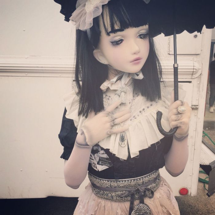 Лулу Хашимото - необычная "живая" кукла Японии (14 фото)